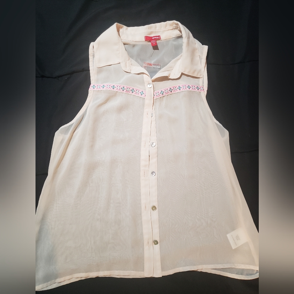 Bongo • size medium • tank • NWT